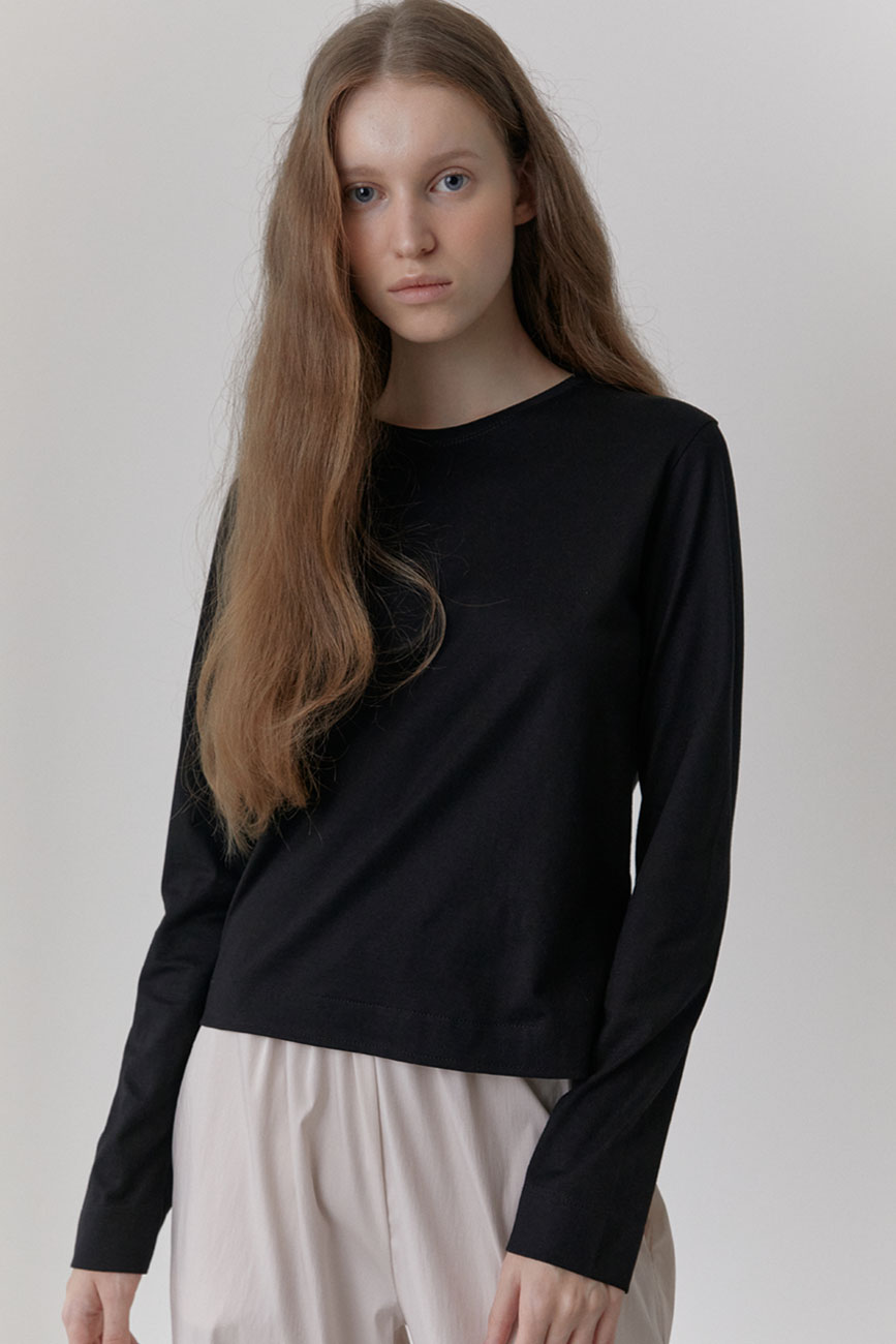[8차] Silket Essential Long Sleeve T-shirts (Black)