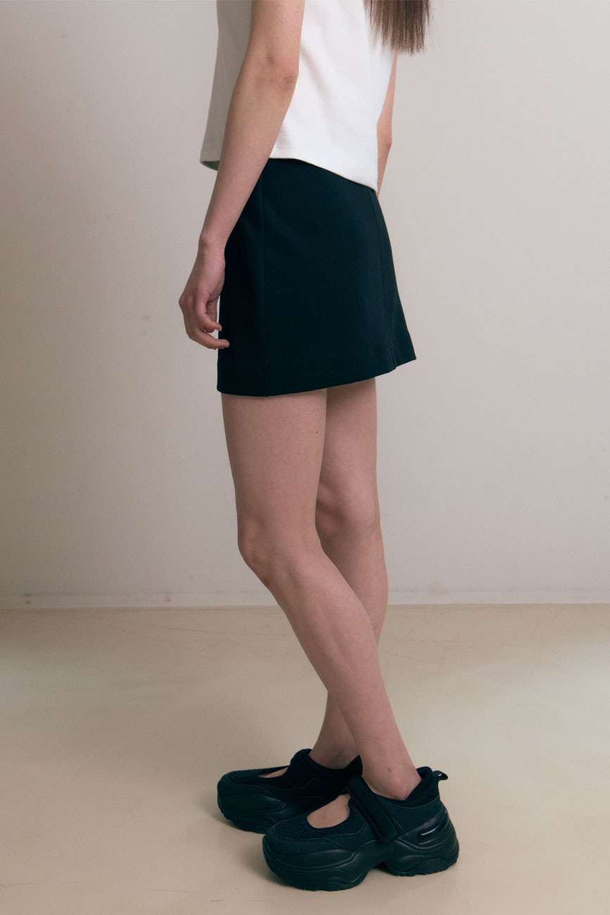 [5/17 예약배송] Slim Mini Skirt (Black)